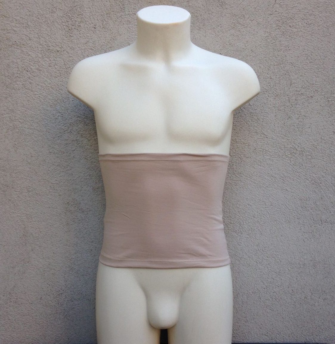 Banda para cubrir y fijar bolsa colostomia, urostomia, ileostomia hombre color beige