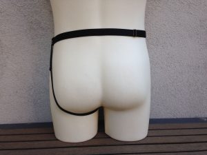 Vista en detalle de accesorio para cubrir bolsa de ostomia durante la relación sexual